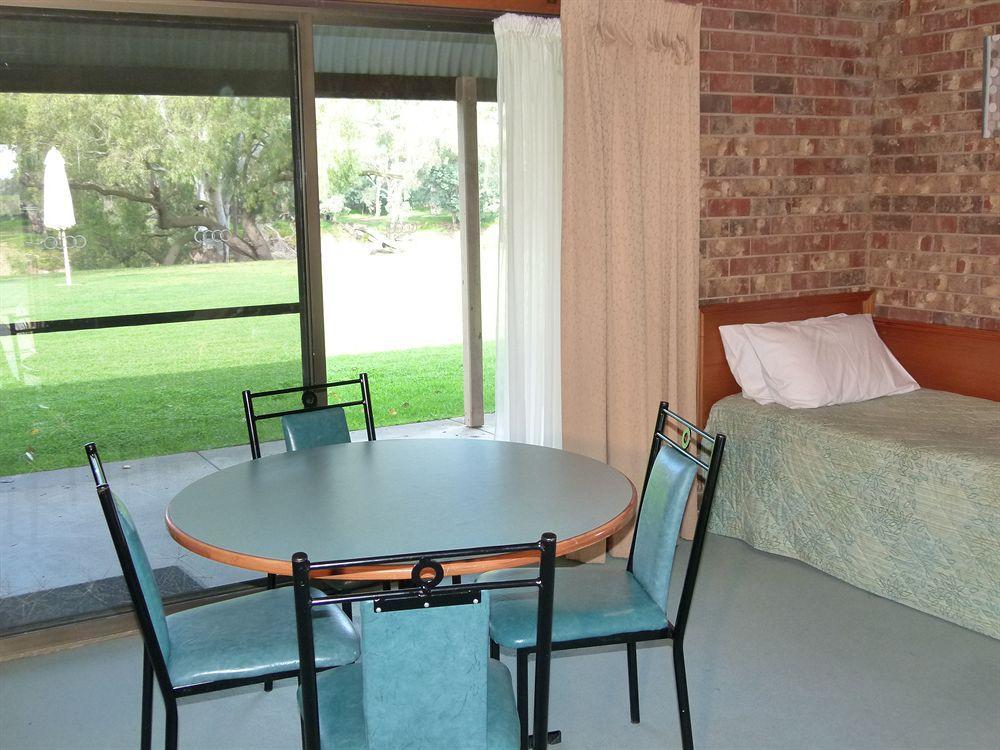 Cadell On The Murray Motel Moama Extérieur photo