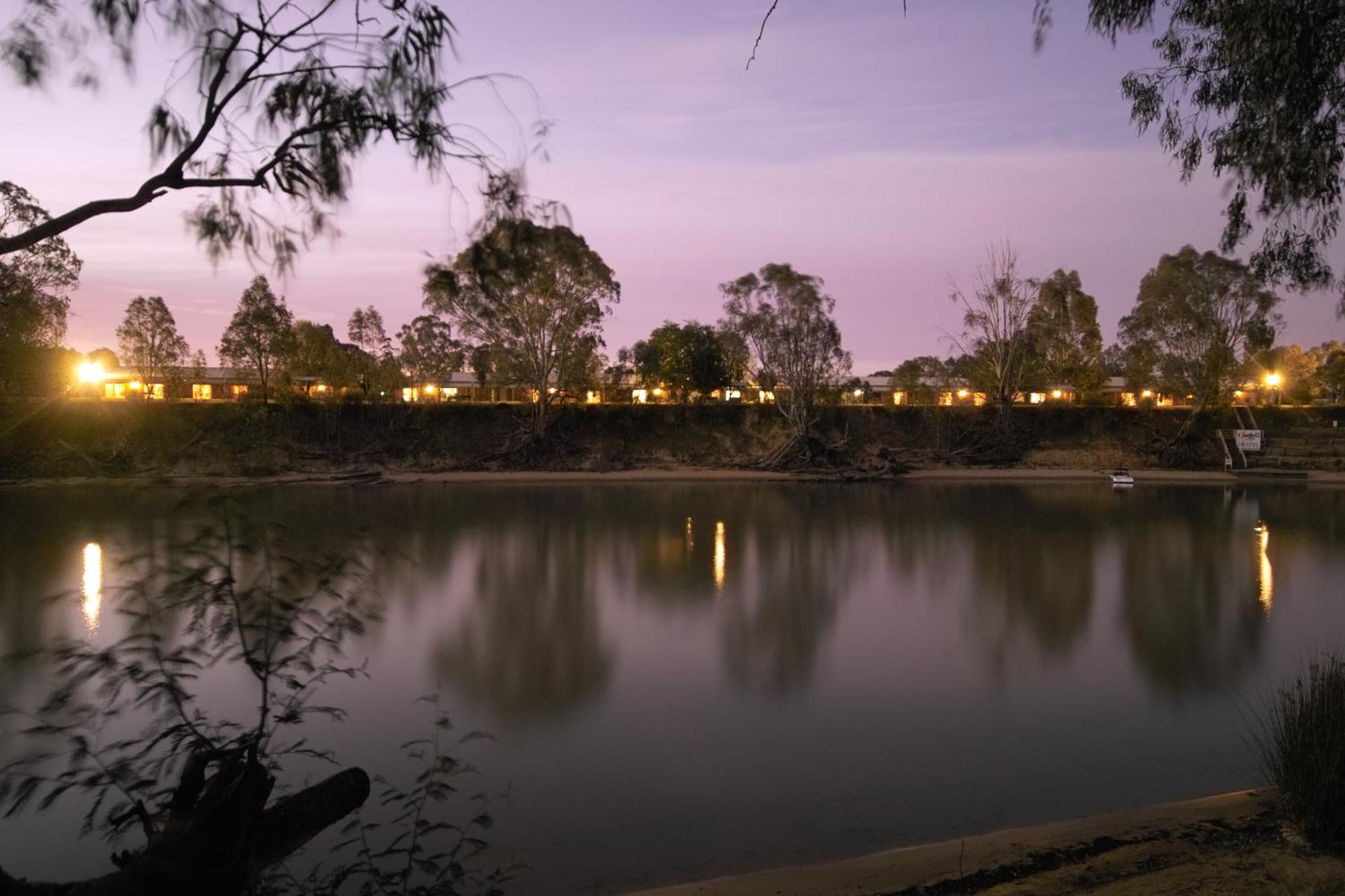Cadell On The Murray Motel Moama Extérieur photo