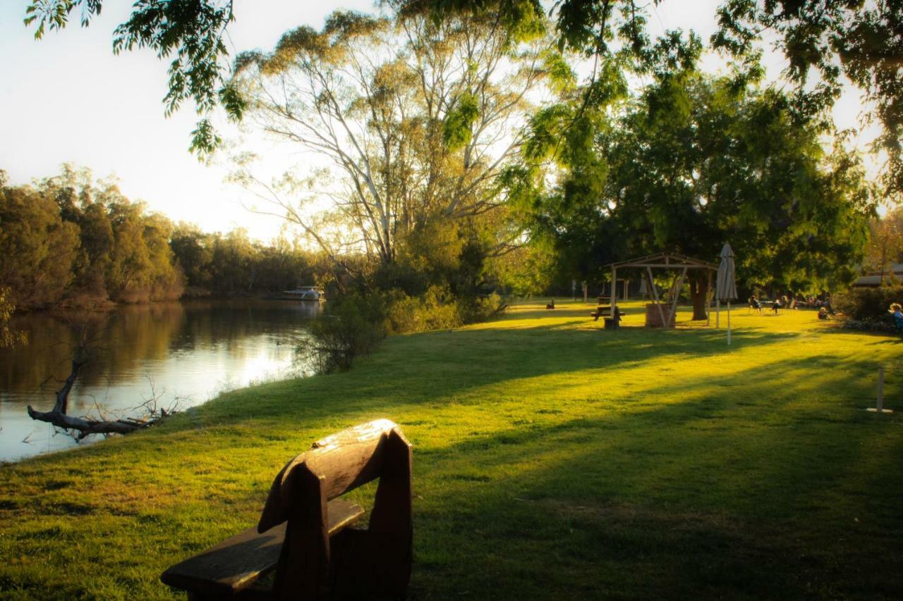 Cadell On The Murray Motel Moama Extérieur photo